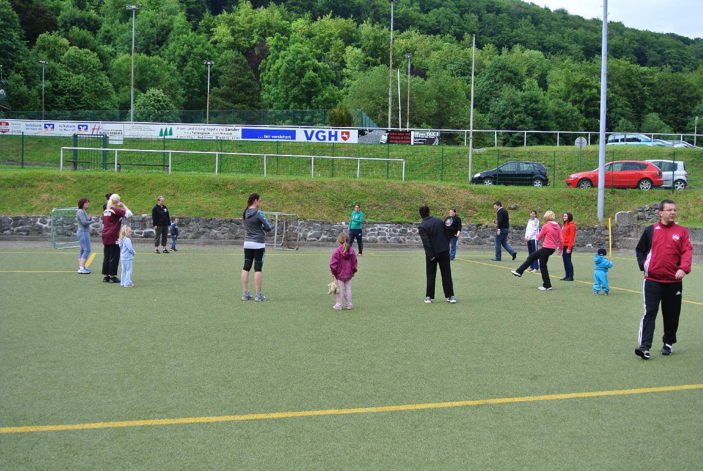 F-Jugend gegen Eltern und Geschwister