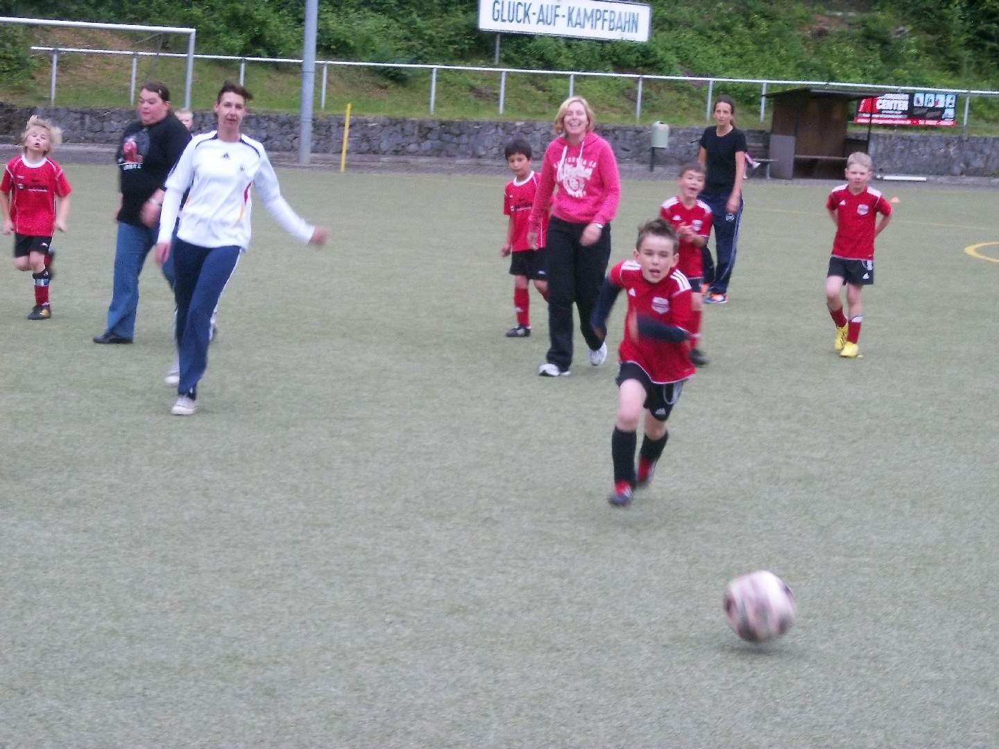 F-Jugend gegen Eltern und Geschwister